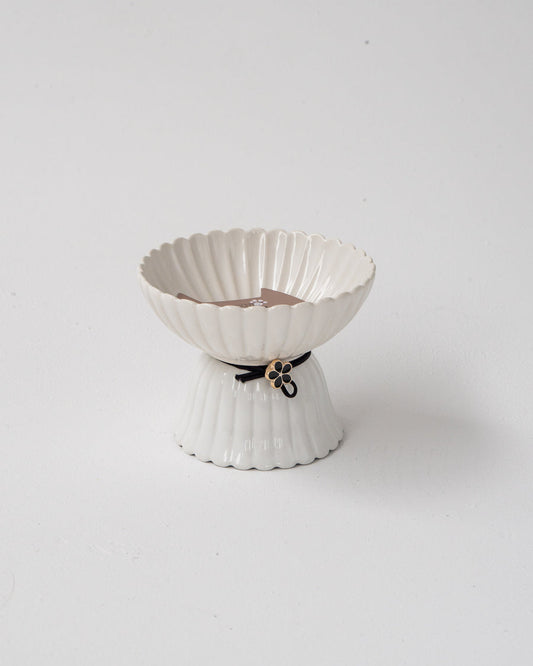 Dexypaws Raised Ceramic Cat Bowl, White With Black Flower, 8.7-oz