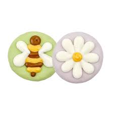 Bosco and Roxys Buzzin Around the Flowers Spring Dog Treat Courtice Ontario